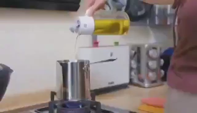 Stainless Steel 1200Ml Deep Fryer Pot with Strainer – Heavy-Duty Frying Pan